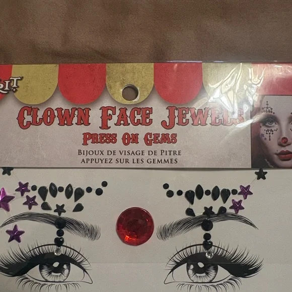 Adult Halloween Costume - Women's Clown Poncho - stick on face jewels included. - Picture 10 of 10